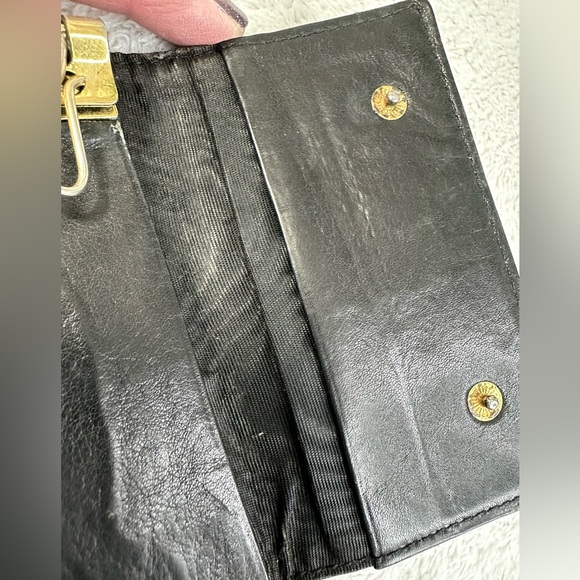 ❌SOLD❌🖤CHANEL Caviar CC Key Holder - Picture 8 of 10